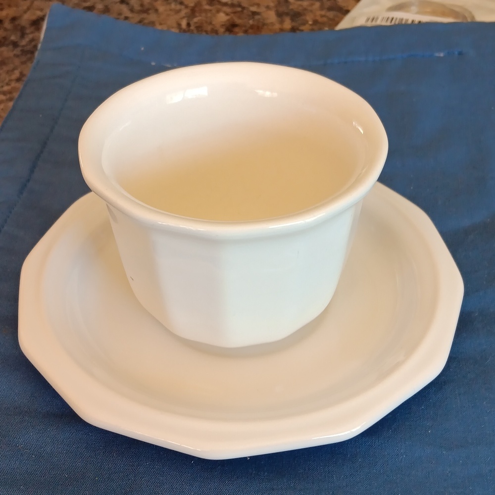 Pfaltzgraff Relish bowl with plate